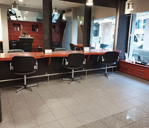 Photo n°1 de Betty poirier à Le Mans (Institut de beauté)