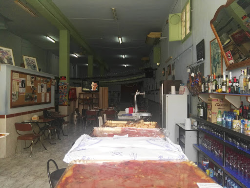 Cafeteria y Asocivinarosación De Jubilados (López Dóriga) - Spain
