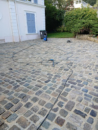 Photo n°18 de hug essonne enrobé/ béton désactivé/assainissement/terrassement et démolition à Marcoussis (Entreprise de terrassement)