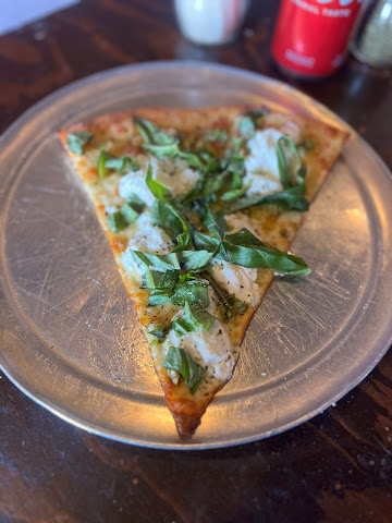 Garage Pizza by null