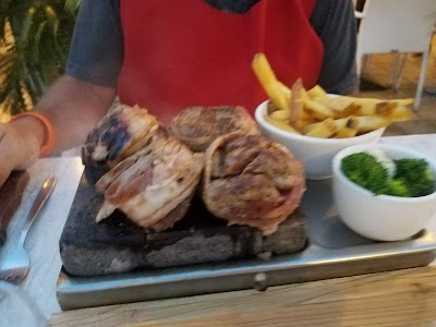 Photos of Le Petit Caf&eacute;