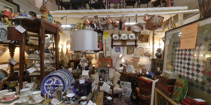 Lander Street Vintage by null