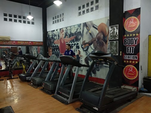 Body Fit Station , Harapan Indah , Bekasi, Author: Ignatius Subagyo