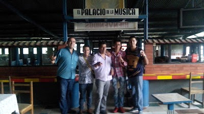 Photos of Sal&oacute;n Ok Corral