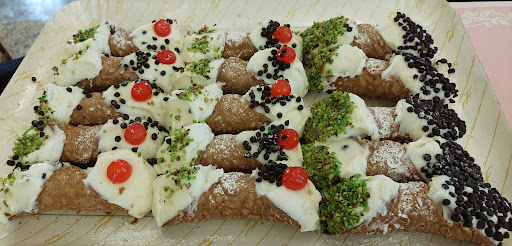 Gran Cannoleria Siciliana - Thumbnail
