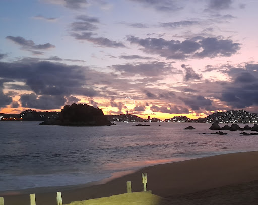 Disco Beach - Thumbnail
