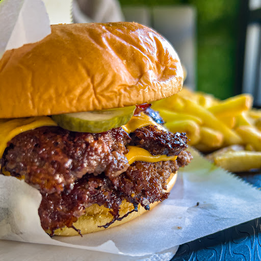 Stakt Better Burgers - Thumbnail