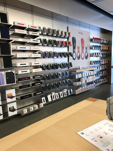 Apple Friendly Center - Thumbnail