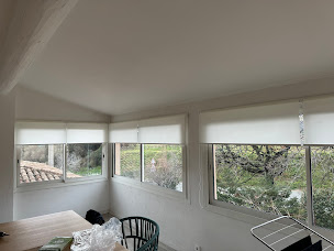 Photo n°3 de Stores Du Littoral à Gassin (Magasin de stores et de rideaux)