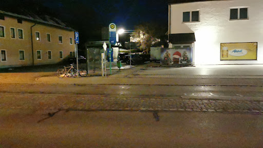 Au, Hopfenhalle