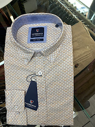 Photo n°7 de Idem Sport Boutique à Lesparre-Médoc (Magasin de vêtements)