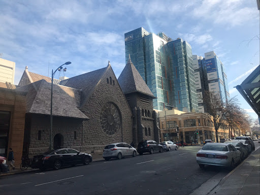 Broadway & 17th St (19th St BART Station) - United States