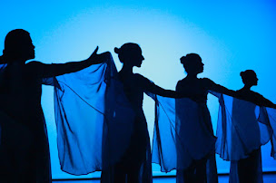 Photo n°17 de Cours de danse classique Mont Saint Aignan - Côté Cour- Isabel Labra à Mont-Saint-Aignan (École de danse)