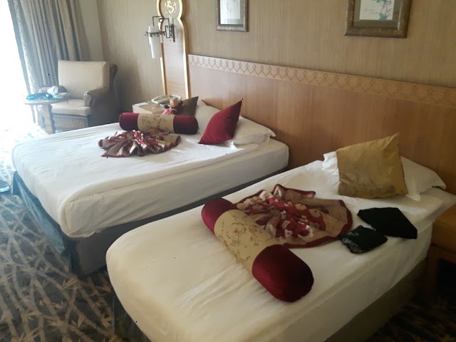 Royal Dragon Hotel