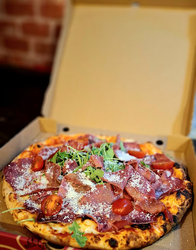 Photo 2 - Movin' Pizza Foodtruck
