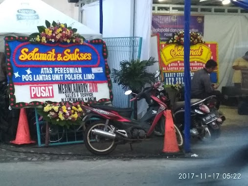 Ratih Florist, Author: Yamto Djadoel