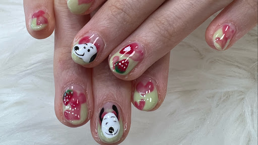 BLOOM NAIL BAR