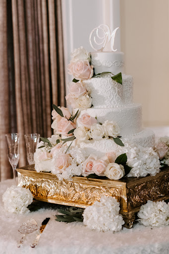 Virginia's Cakes Cafe & Bakery Gallery - United States