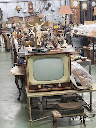 Photo n°35 de Communauté Emmaüs de Nieppe à Nieppe (Magasin de produits d'occasion)