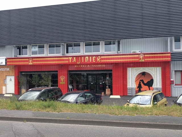 Le Tajinier