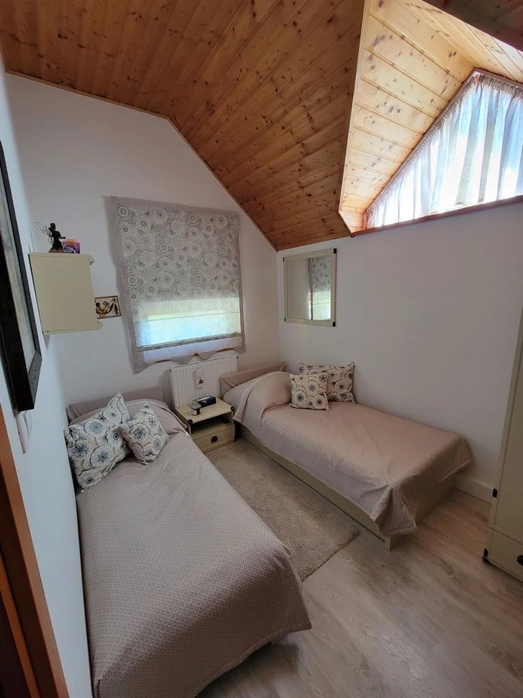 Sunshine Cottage