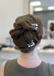 Photo n°2 de CeliaCoiffure à Pouilly-en-Auxois (Salon de coiffure)