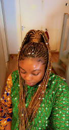 Photo n°8 de Esther Coiffeuse à Paris (Salon de coiffure)