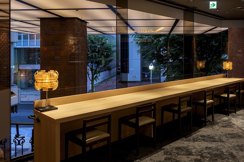 カフェ＆バーラウンジ「minato」