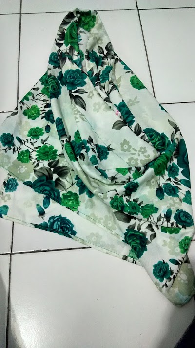 Photos of Avrilhijab