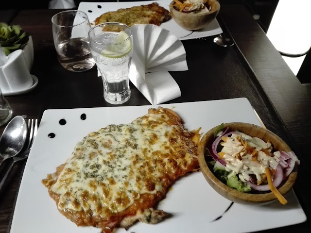 Ristorante - Pizzeria "Altezza"
