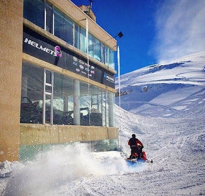 Photos of Helmets On - Polaris Lebanon