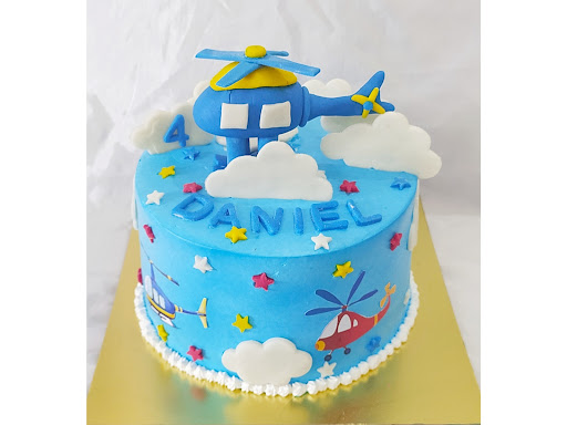 Helicopter theme cake post image
