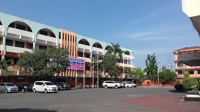 Photos of Lapangan Parkir ISTP