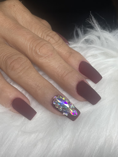 Yuri_Nails - Visual