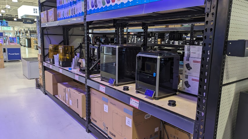 Micro Center by null