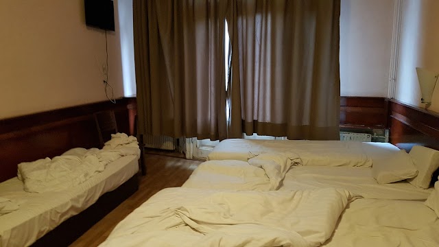 Hotel Manofa