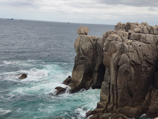 Paper.cliffs