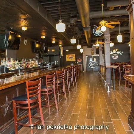 Harry's Detroit Bar & Grill