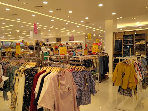 Lulu Hypermarket BSD City, Author: Deporak Unitec