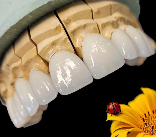 iSmile by Dr. Sonia Olivares - Thumbnail