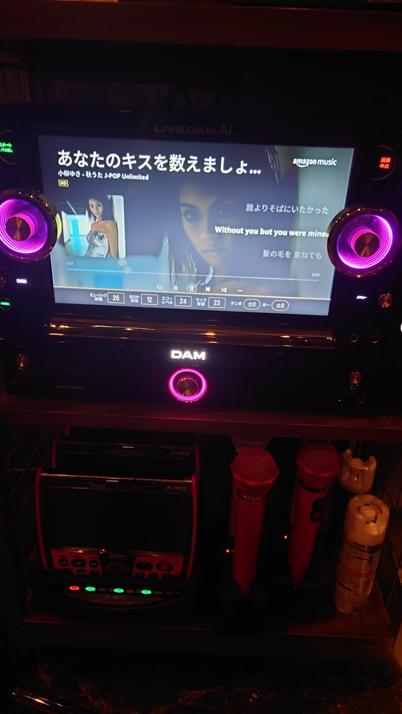 カラオケバー華月