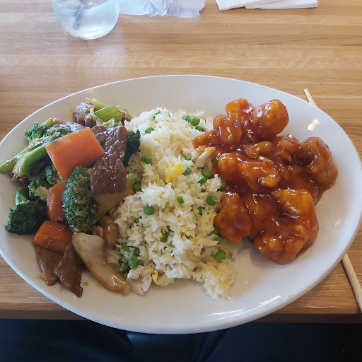Moon Wok Chinese Restaurant - Thumbnail