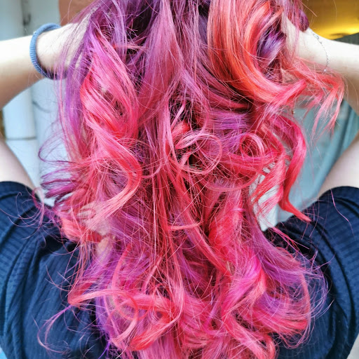 Coraline coiffure et naturopathie à domicile Gallery - France