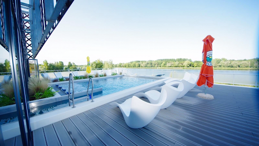 Photo de PISCINE MINIMAX à Saint-Sulpice-de-Faleyrens (33330)