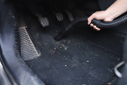 Car interior vaccum post image