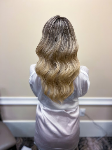 Mandy Does Updos - Visual