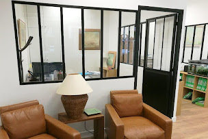 Photo n°19 de A.M.C.V. Appartements & Maisons chaville Viroflay à Chaville (Société de gestion immobilière)