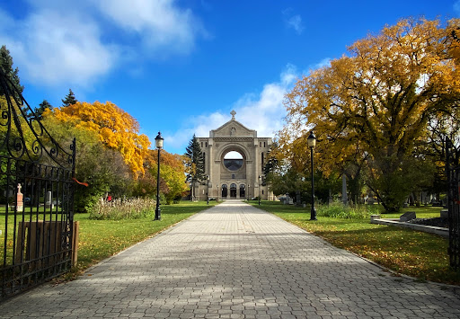 Louis Riel's tomb - Thumbnail