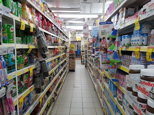 Giant Express Serangoon Central Drive, Author: Zakaria Ab Razak