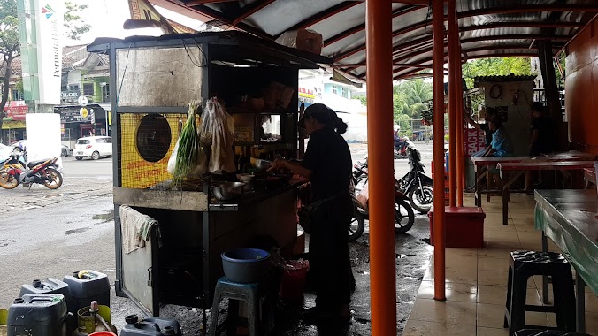 Bakmi Garing Ayam Kampung, Author: Mustofa Alaydrus